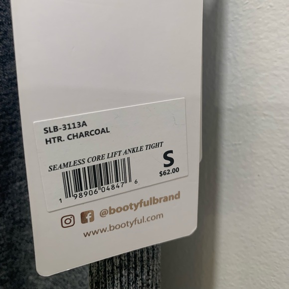 Bootyful Seamless Core Lift Ankle Legging - Picture 7 of 7